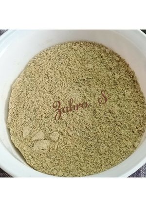 A picture of Ellaichi Powder.