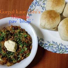 Mumbai' pav bhaji' 🍅🧅🧄 A picture of Mumbai' pav bhaji' 🍅🧅🧄.