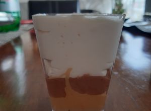 Una foto de Chandelle casero sabor manjar y chocolate