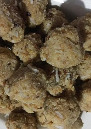सूजी के लड्डू (suji ke ladoo recipe in hindi) रेसिपी मुख्य फोटो