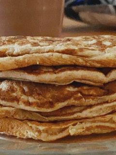 Una foto de Tortitas de avena y plátano fitness