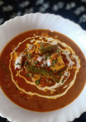 A picture of Paneer Lababdar.