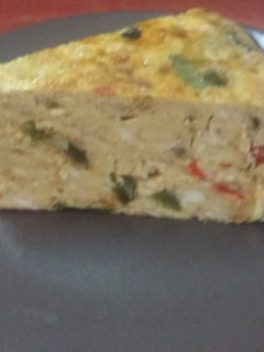 Una foto de Tortilla de Pisto. (verduras asadas)