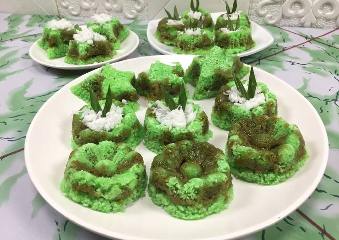 Kue basah putu pandan