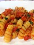 Fusilli con Merluzzo e Pomodorini Freschi