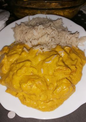 Foto principal de Pollo al curry con cebolla