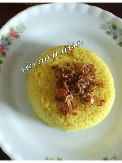 Foto resep Nasi kuning magic com