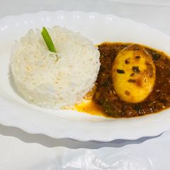 A picture of Egg Curry.