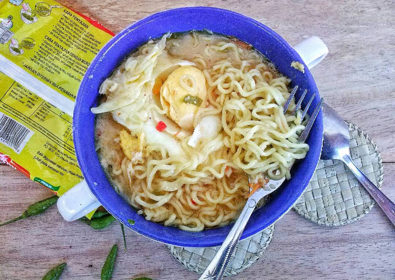 Mie rebus