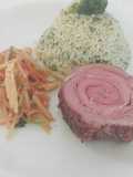 Rollo de lomo con arroz verde y panache de verduras