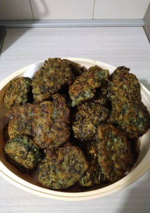 Foto di Frittelle di Bietola Selvatica in Pastella