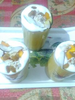 मेंगो मस्तानी (Mango mastani recipe in hindi) रेसिपी मुख्य फोटो