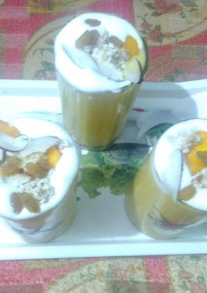 मेंगो मस्तानी (Mango mastani recipe in hindi) रेसिपी मुख्य फोटो