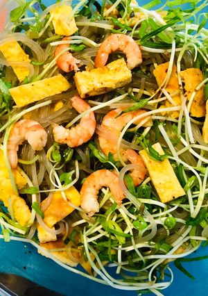 Hình của món Miến trộn tôm dã chiến.