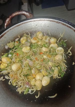Foto resep Teri dan telur puyuh masak bawang