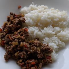 Minced Beef Soy sauce Donburi A picture of Minced Beef Soy sauce Donburi.