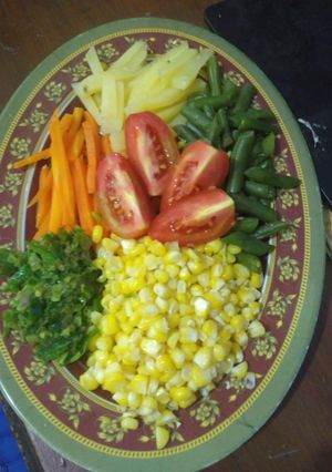 Foto resep Sayuran kukus sambel cabe ijo😊