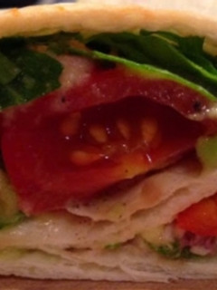 Tonhalas tortilla recept fotója