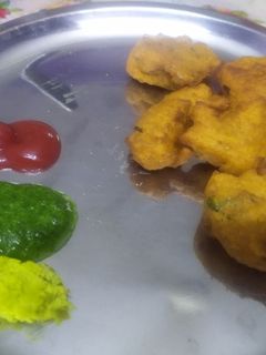 મકાઈના વડા(Corn vada recipe in Gujarati) રેસીપી મુખ્ય ફોટો