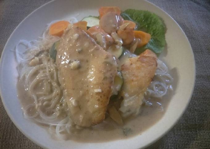 Pan fried fish fillet with green curry sauce