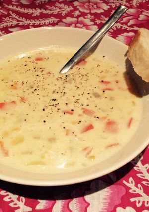 A picture of Comfort sweet corn chowder.