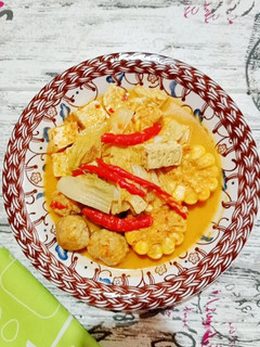 Foto resep Sayur Lodeh Pedas Jawa (Jagung, Sawi, Bakso, Tahu, Tempe)
