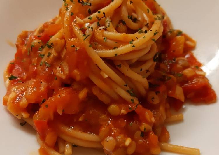 Mỳ ý Bolognese đậu lăng