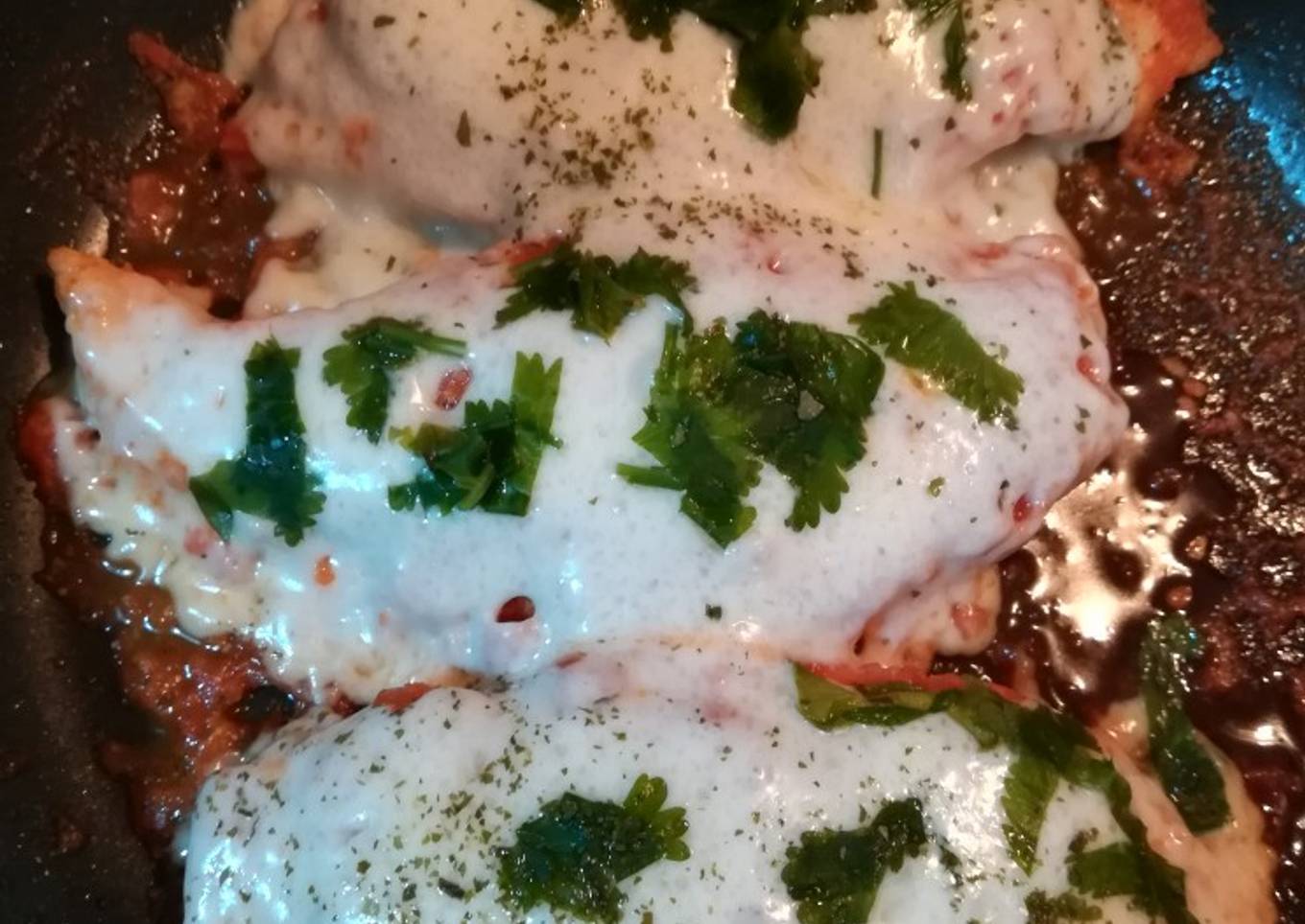 Pollo con tomate y mozzarella