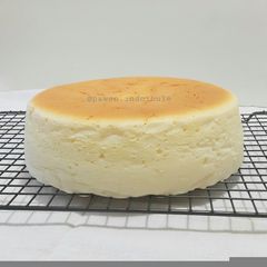 A picture of Fluffy Jiggly Japanese Cheesecake (Egg Whites).