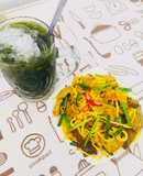 Bún xào lòng nghệ  Nuớc rau má