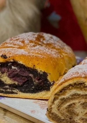 Meggyes - mákos bejgli recept fotója