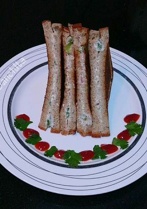 A picture of Mayo Veg Grilled Sandwiches.