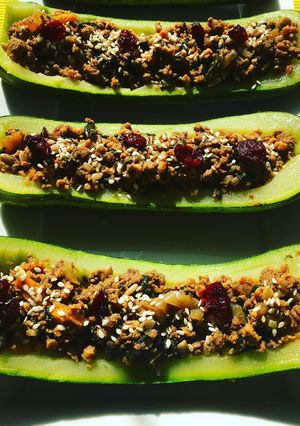 Una foto de Zucchini con relleno saludable