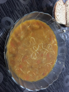 عکسی از دستور سوپ جو و مرغ