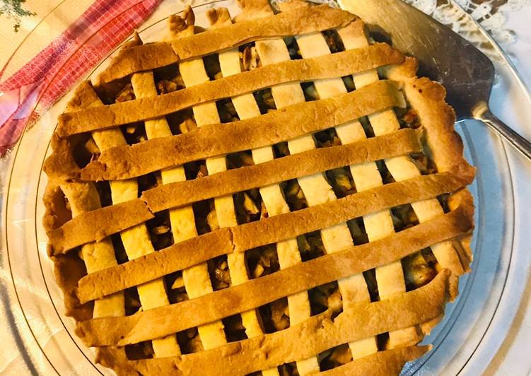 Homemade baked Apple pie