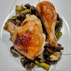 A picture of Chicken, mushroom, asparagus and leek tray bake.