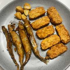 Ikan Shisamo Goreng Bawang রেসিপির প্রধান ছবি