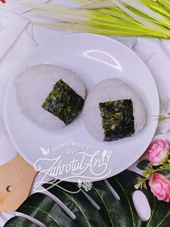 Foto resep Onigiri Ayam Suwir Mayo Pedas