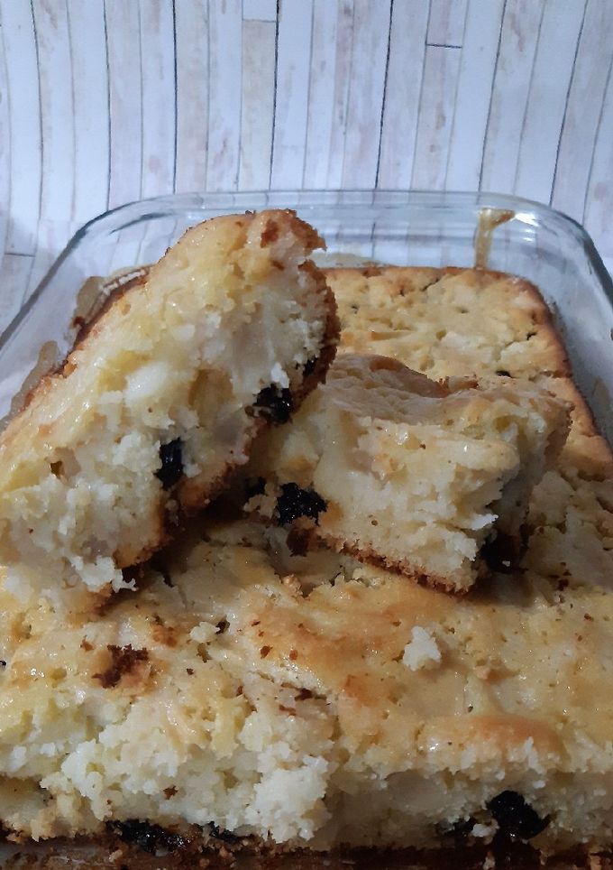 Una foto de Torta de manzana y pasas