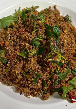 รูปของ คั่วหนูนา (อาหารป่า)Dry-Roasted Field Rat with Thai Herbs