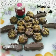 A picture of Dry fruits Chocolates.
