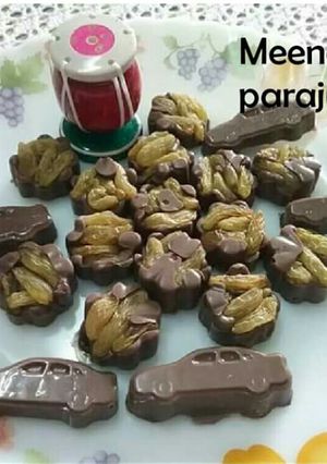 A picture of Dry fruits Chocolates.