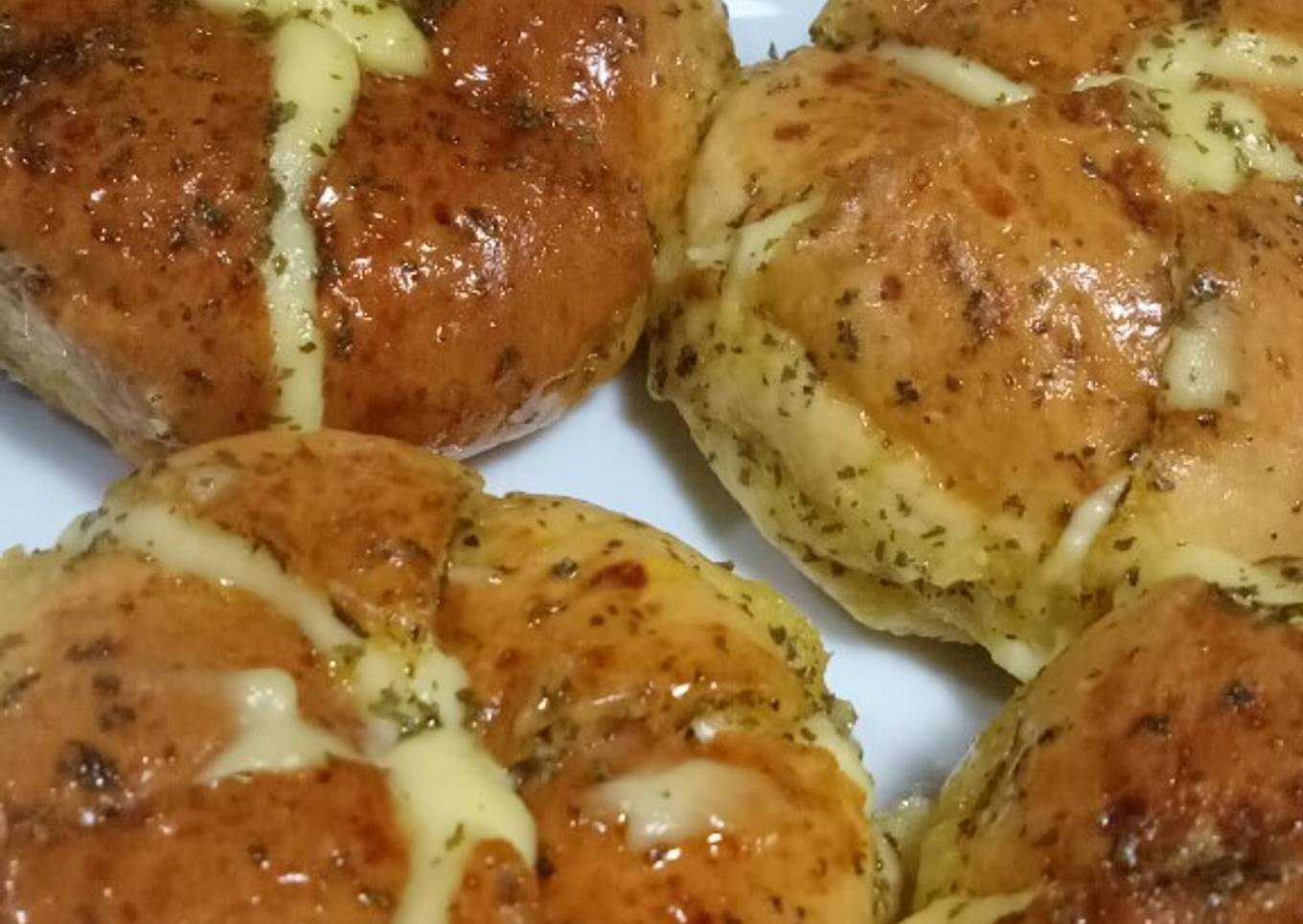 Korean Garlic Cheese Bread