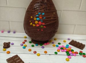 Una foto de Huevo de Pascua con rocklets 🐰