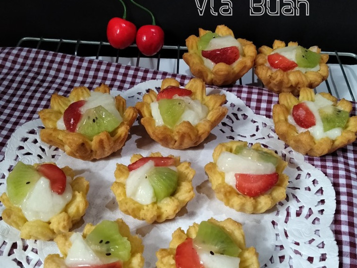 Resep *Kue Soes Bunga Mini vla Buah* Istimewa