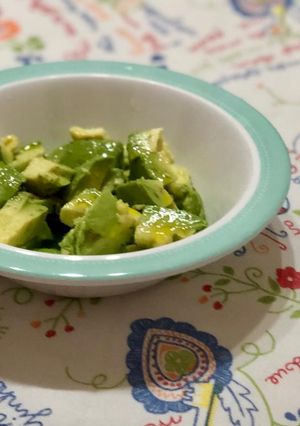 Foto principal de Aguacate con limón para bebés