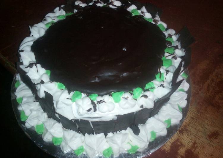 Bolu ulang tahun ku yg ku buat sendiri