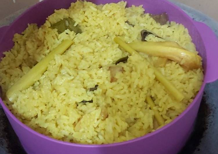 Cara Mudah Membuat Nasi Kuning Harum Sekali yang Menggugah Selera