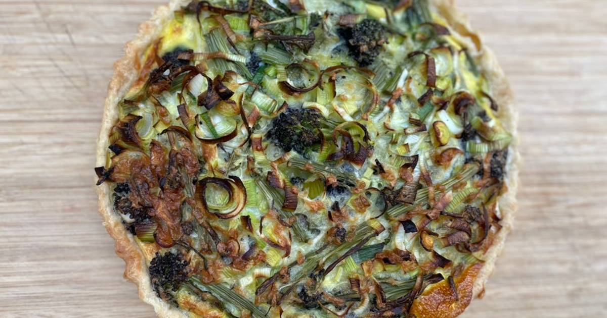 Quiche with smoked mozzarella and purple sprouting broccoli Recipe by