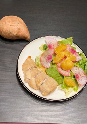 Hình của món Eat clean turnip orange salad | Eat clean với salad cam củ cải.